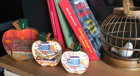 Set of 3 Wooden Hello Fall Decor|Hand Painted Apples||Autumn Mini Art|Custom Shelf Decor|Farmhouse Autumn Harvest Pumpkin Decor|Gift For Her