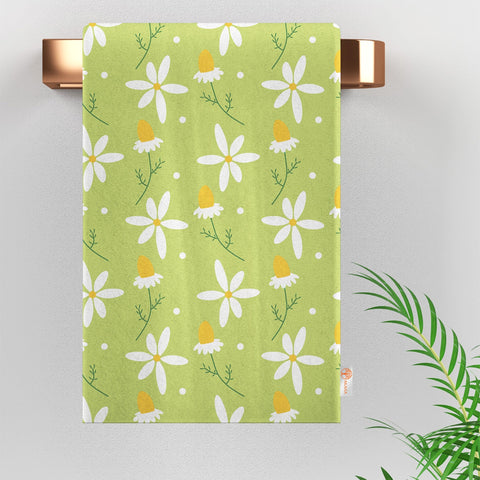 Floral Hand Towel|Daisy Print Towel|Summer Tea Towel|Butterfly Dish Cloth|Eco-Friendly Towel|Cost-Effective Rag|Gift For Her|Cleaning Cloth