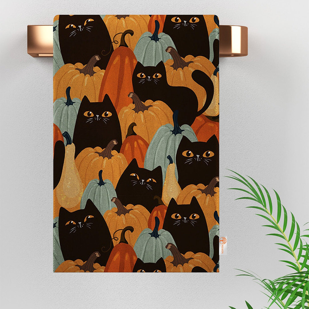 Halloween Tea Towel|Pumpkin and Black Cat Dish Towel|Happy Halloween Rag|Trick or Treat Dishcloth|Autumn Dust Remover and Cleaning Cloth