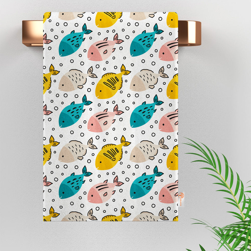 Fish Print Tea Towel|Fish Dishcloth|Nautical Hand Towel|Coastal Home Decor|Summer Dish Cloth|Colorful Beach House Rag|Cost-Effective Rag