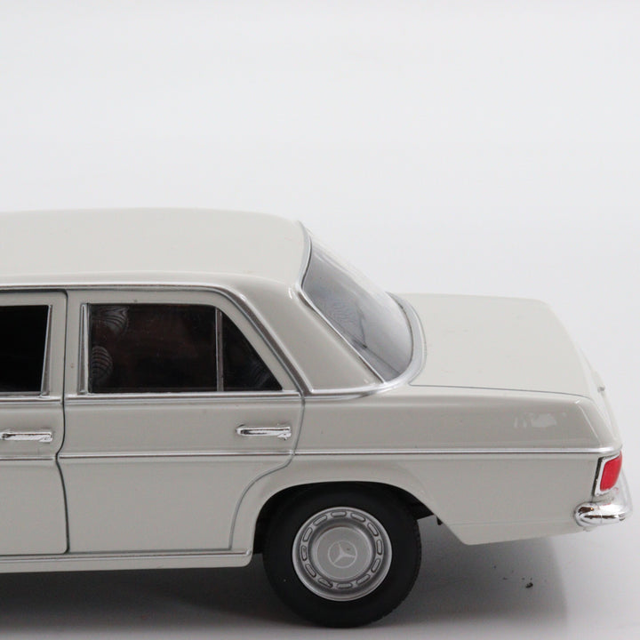 Welly Mercedes Benz 220 Model Car|Vintage Model Collectible Car|Old Classic White Metal Model Toy|Scale 1/24 Diecast Car Collection for Men