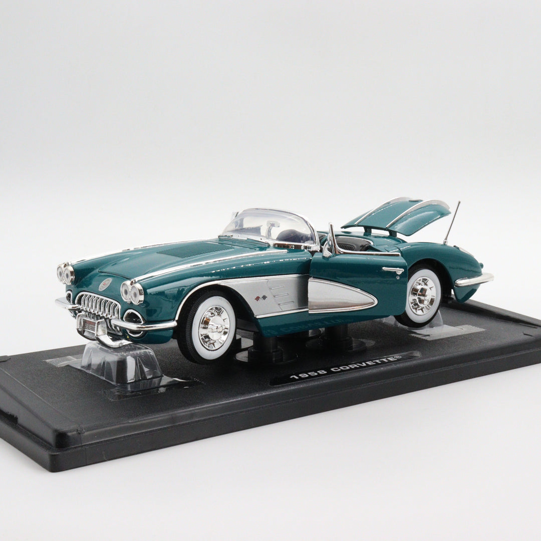 Motormax 1958 Corvette|Scale 1/18 Diecast Metal Car Collection|Classic Vintage Model Car|Nostalgic Car|Green Convertible Car for Collector