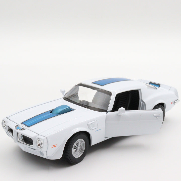 1970 Pontiac Firebird|Scale 1/24 Vintage Diecast for Collectors|Classic Model Car|Collectible Metal Car|Old White Car|Nostalgic Gift for Dad