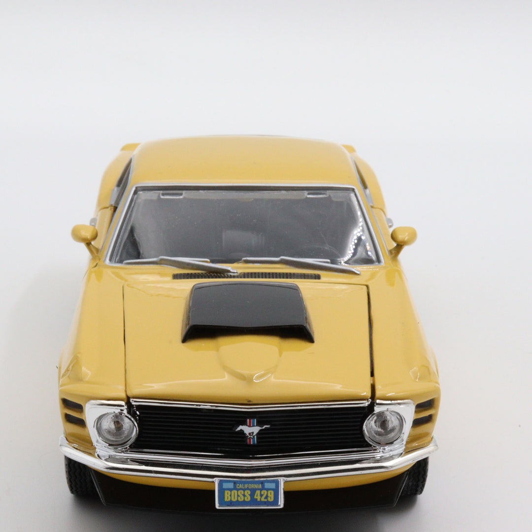 1970 Mustang Boss|Scale 1/24 Diecast Classic Car|Vintage Model Car|Collectible Metal Car|Old Yellow Car for Collectors|Birthday Gift for Dad