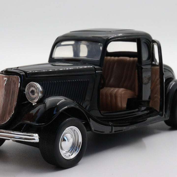 1932 Ford Coupe|Scale 1:24 Diecast Vintage Model Car|Classic Old Car|Collectible Metal Black Car for Collectors|Nostalgic Gift for Grandad