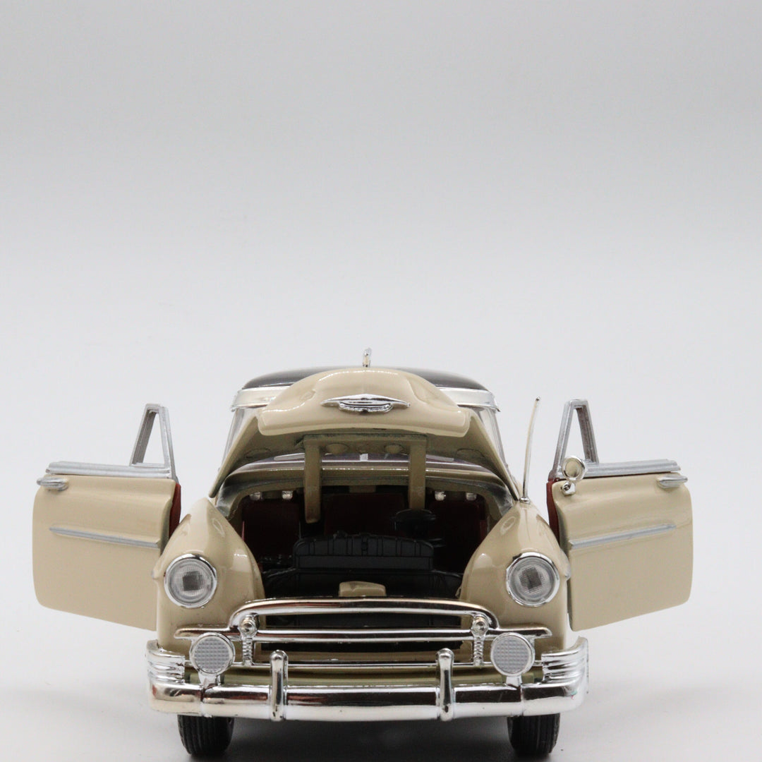 1950 Chevrolet Belair|Scale 1/24 Beige Diecast Car|Vintage Model Old Car for Collectors|Classic Metal Car for Collection|Fathers Day Gift