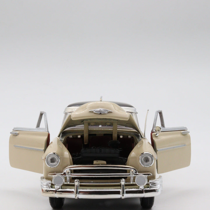 1950 Chevrolet Belair|Scale 1/24 Beige Diecast Car|Vintage Model Old Car for Collectors|Classic Metal Car for Collection|Fathers Day Gift
