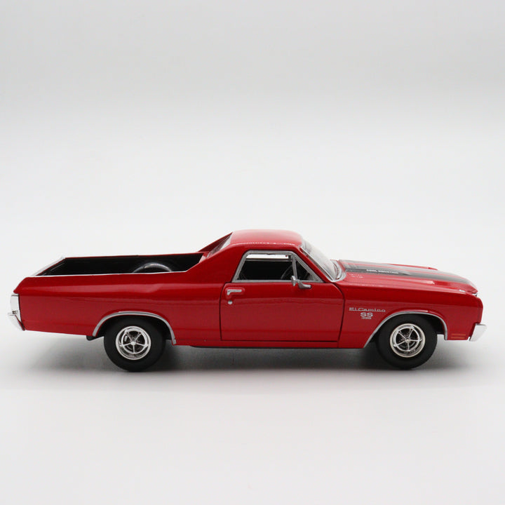 Motormax 1970 Chevy El Camino SS 396|Scale 1/24 Red and Black Diecast Car|Vintage Model Car for Collectors|Classic Metal Car Collection