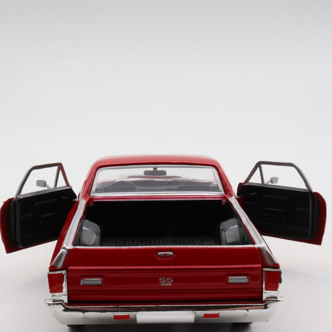 Motormax 1970 Chevy El Camino SS 396|Scale 1/24 Red and Black Diecast Car|Vintage Model Car for Collectors|Classic Metal Car Collection