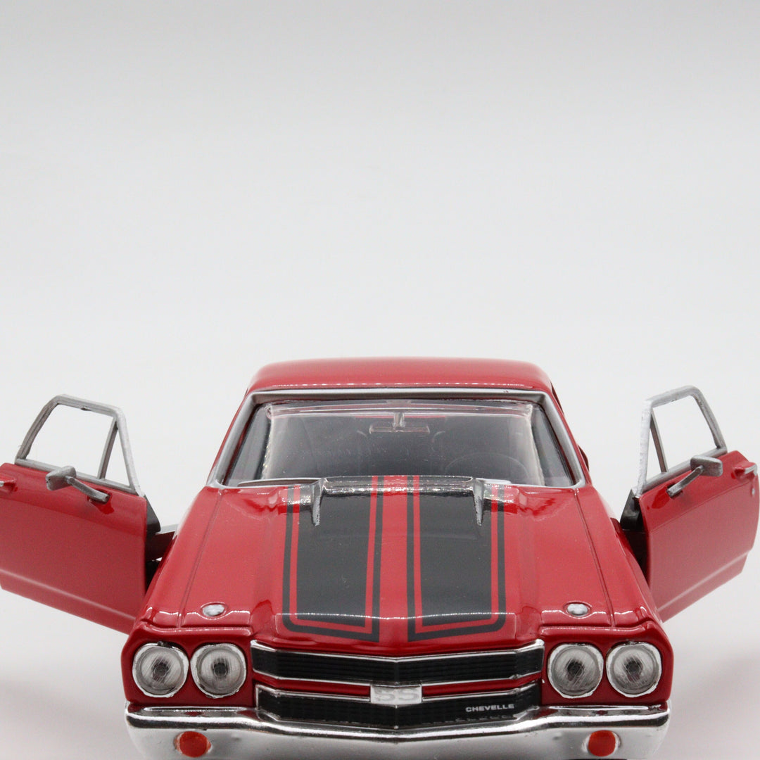 Motormax 1970 Chevy El Camino SS 396|Scale 1/24 Red and Black Diecast Car|Vintage Model Car for Collectors|Classic Metal Car Collection