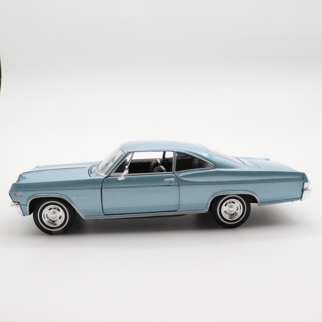 1965 Chevrolet SS 369|Scale 1/24 Vintage Model Car|Welly Diecast Blue Car for Collectors|Classic Old Metal Collection Car|Gift for Father