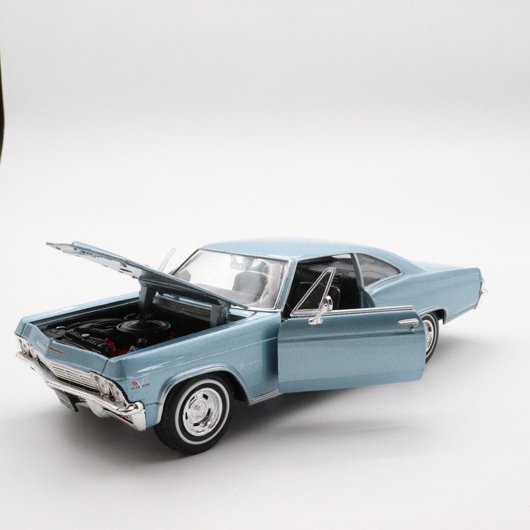 1965 Chevrolet SS 369|Scale 1/24 Vintage Model Car|Welly Diecast Blue Car for Collectors|Classic Old Metal Collection Car|Gift for Father