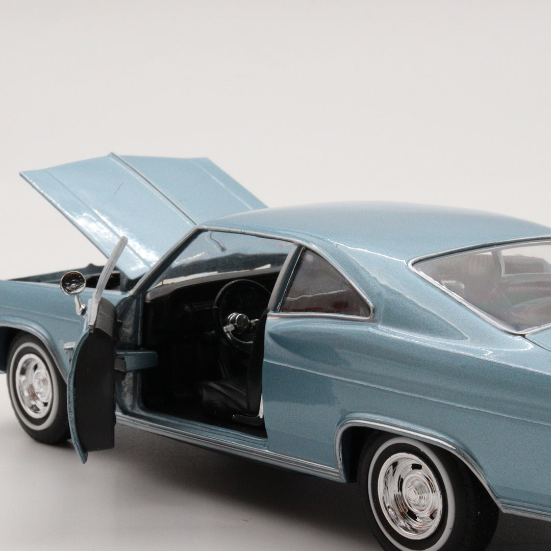 1965 Chevrolet SS 369|Scale 1/24 Vintage Model Car|Welly Diecast Blue Car for Collectors|Classic Old Metal Collection Car|Gift for Father