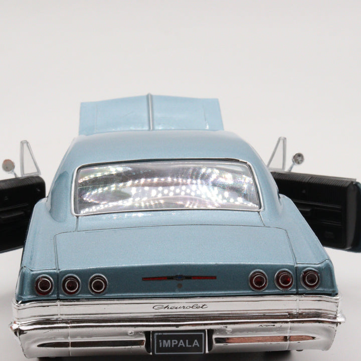1965 Chevrolet SS 369|Scale 1/24 Vintage Model Car|Welly Diecast Blue Car for Collectors|Classic Old Metal Collection Car|Gift for Father