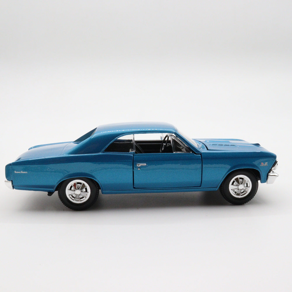 Maisto 1966 Chevrolet Chevelle SS 396|Scale 1/24 Vintage Model Car|Diecast Blue Car for Collectors|Classic Metal Collection|Nostalgic Gift