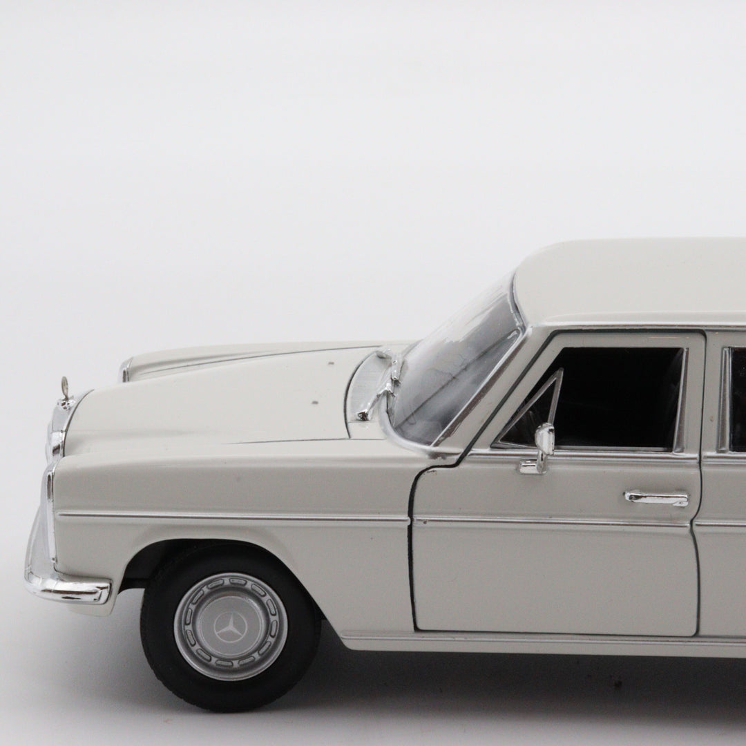 Welly Mercedes Benz 220 Model Car|Vintage Model Collectible Car|Old Classic White Metal Model Toy|Scale 1/24 Diecast Car Collection for Men