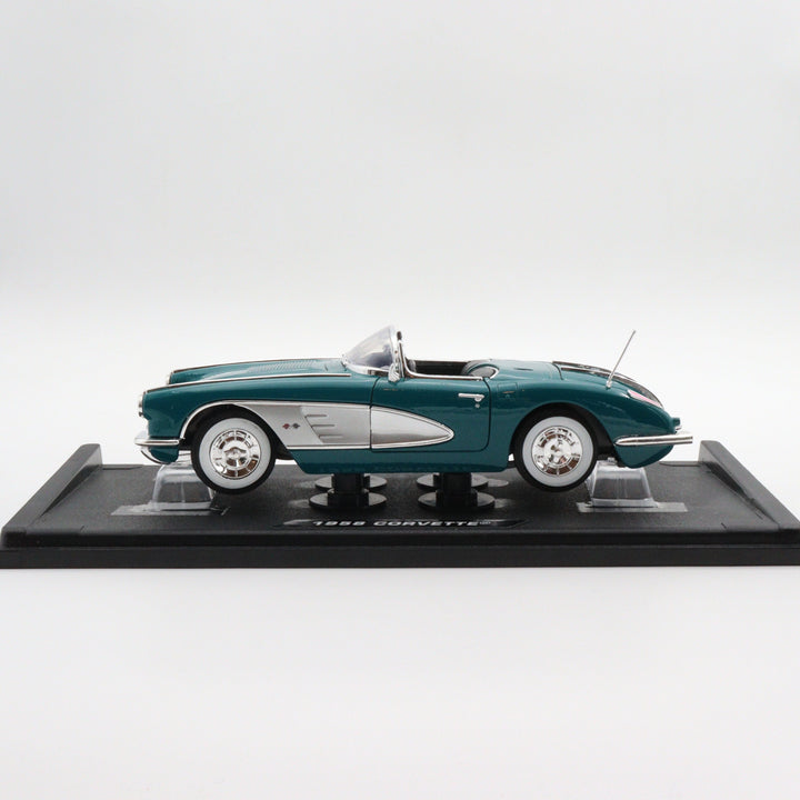 Motormax 1958 Corvette|Scale 1/18 Diecast Metal Car Collection|Classic Vintage Model Car|Nostalgic Car|Green Convertible Car for Collector
