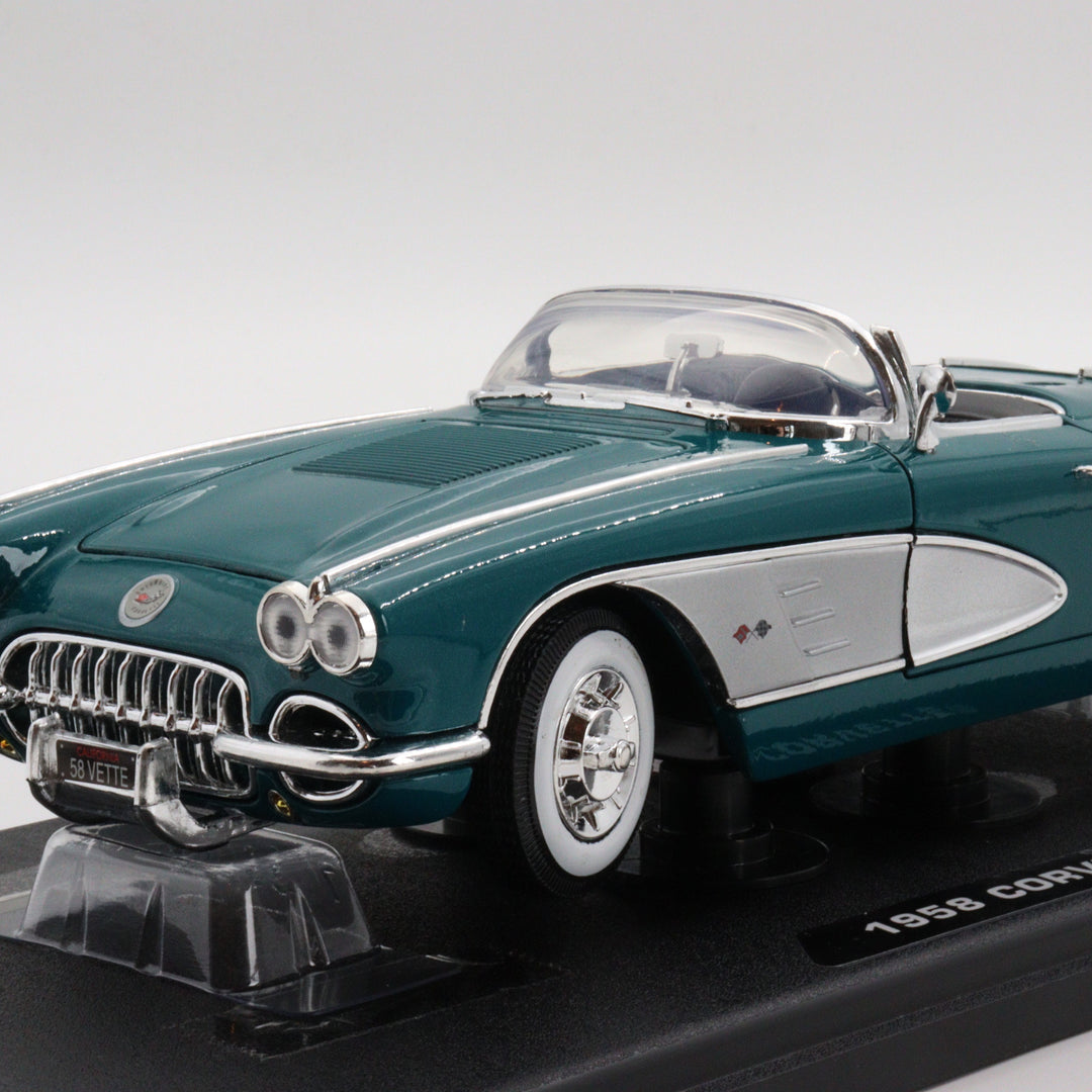 Motormax 1958 Corvette|Scale 1/18 Diecast Metal Car Collection|Classic Vintage Model Car|Nostalgic Car|Green Convertible Car for Collector
