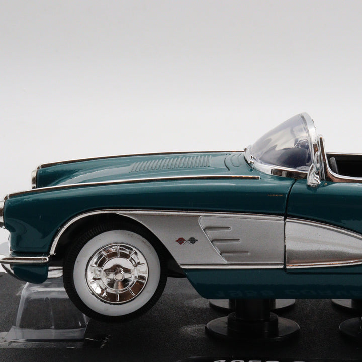 Motormax 1958 Corvette|Scale 1/18 Diecast Metal Car Collection|Classic Vintage Model Car|Nostalgic Car|Green Convertible Car for Collector