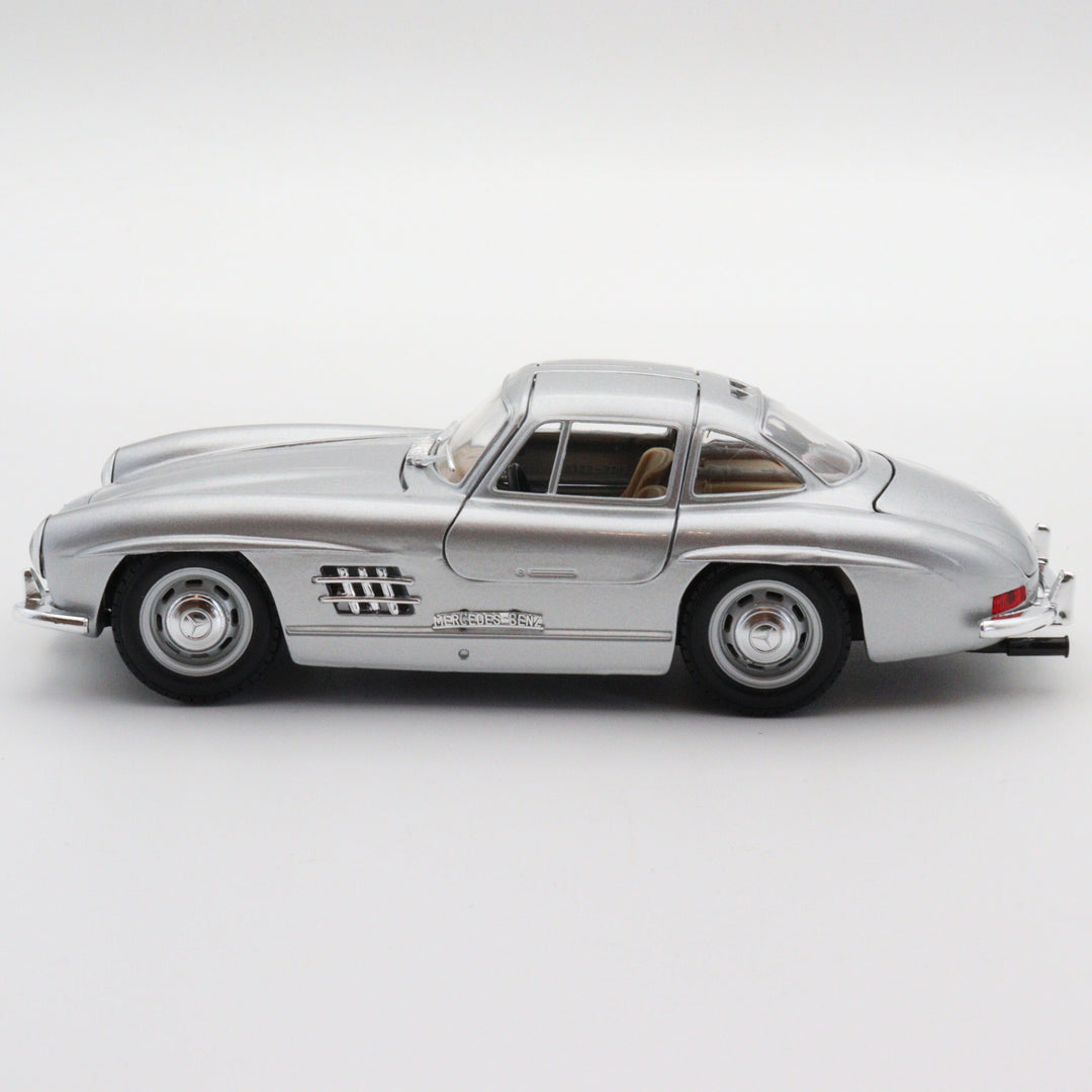 Burago 1954 Mercedes Benz 300 SL|Scale 1/24 Vintage Diecast Car|Classic Gray Convertible Car|Old Model Car for Collectors|Gift for Father