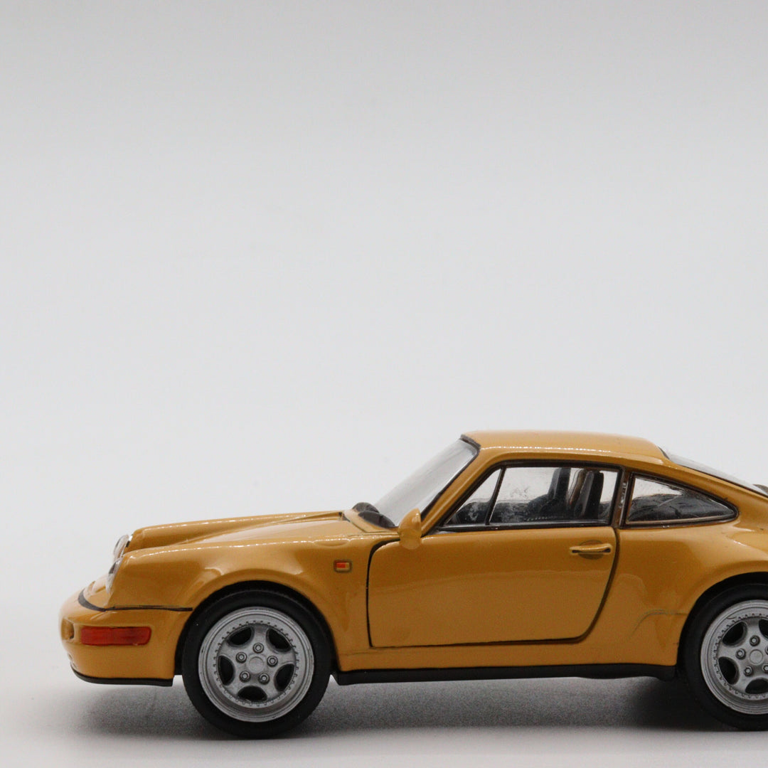 Welly Model Porsche 911 Turbo|Old Diecast Car|Vintage Yellow Pull Back Car for Collectors|Classic Metal Collection Car for Office Decor