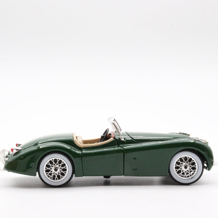 Jaguar XK 120|Scale 1/24 Green Diecast Car|Vintage Collectible Model Car for Collectors|Classic Metal Collection Car|Nostalgic Gift for Dad