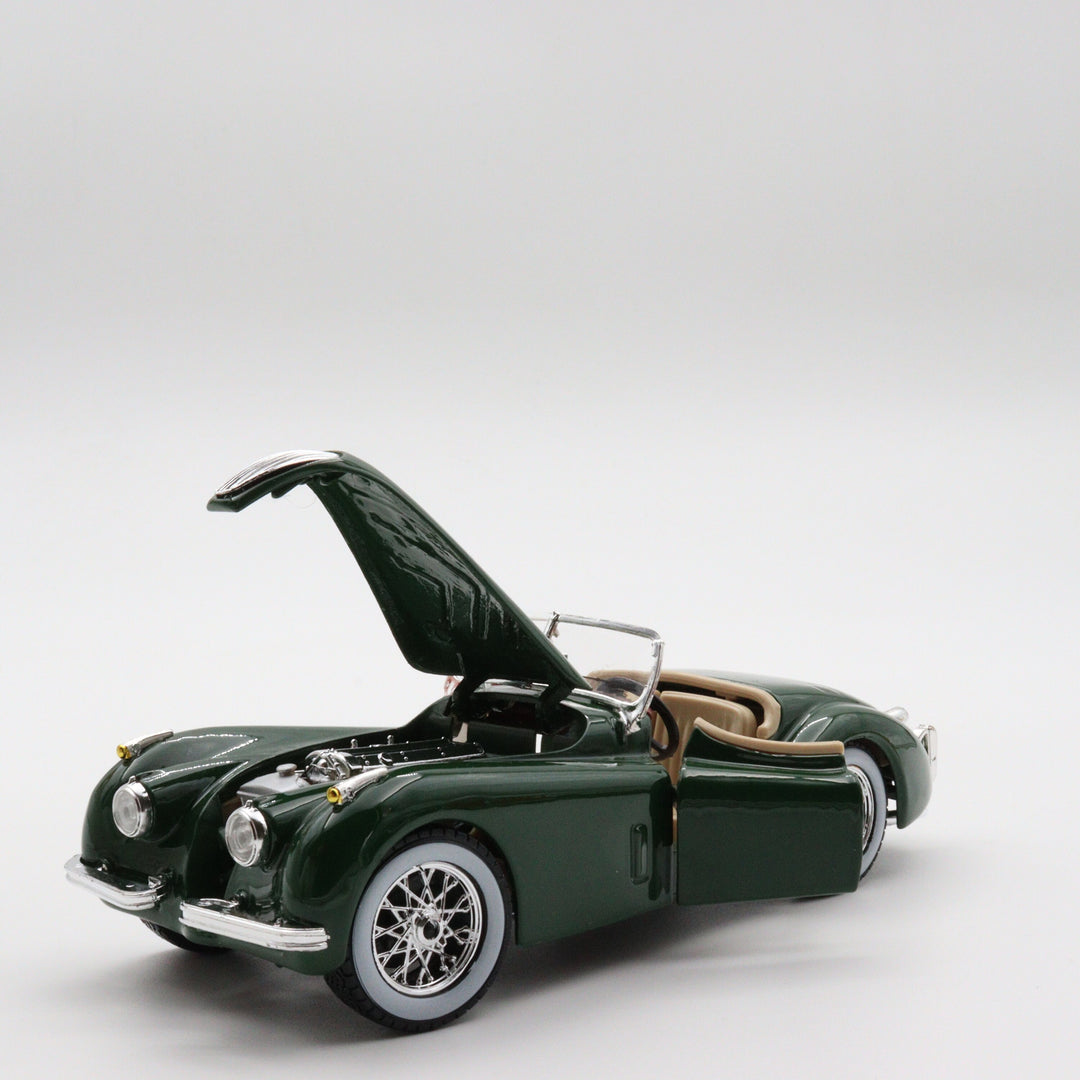 Jaguar XK 120|Scale 1/24 Green Diecast Car|Vintage Collectible Model Car for Collectors|Classic Metal Collection Car|Nostalgic Gift for Dad
