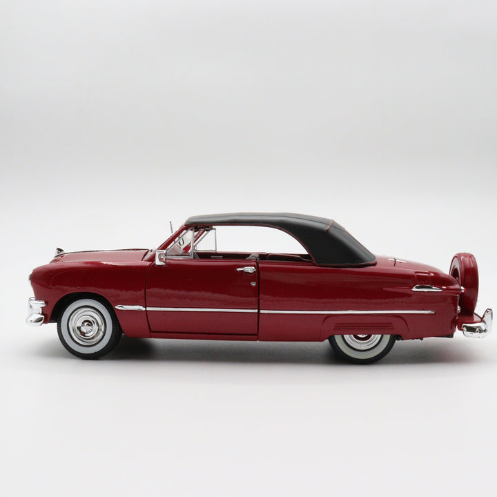 Maisto 1950 Ford Model Car|Scale 1/18 Red Diecast Car|Vintage Model Car for Collectors|Classic Metal Collection Car and Toy|Gift for Father