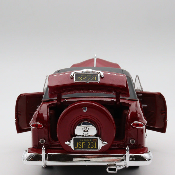 Maisto 1950 Ford Model Car|Scale 1/18 Red Diecast Car|Vintage Model Car for Collectors|Classic Metal Collection Car and Toy|Gift for Father