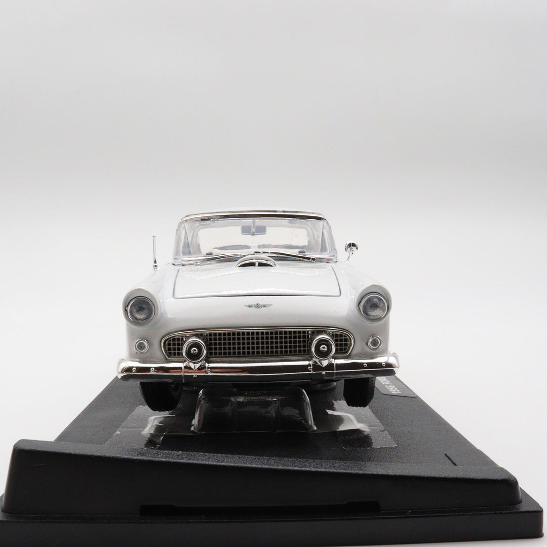 1956 Ford Thunderbird|Scale 1/18 White Diecast Car|Vintage Model Car for Collectors|Classic Convertible Metal Collection Car|Nostalgic Gift