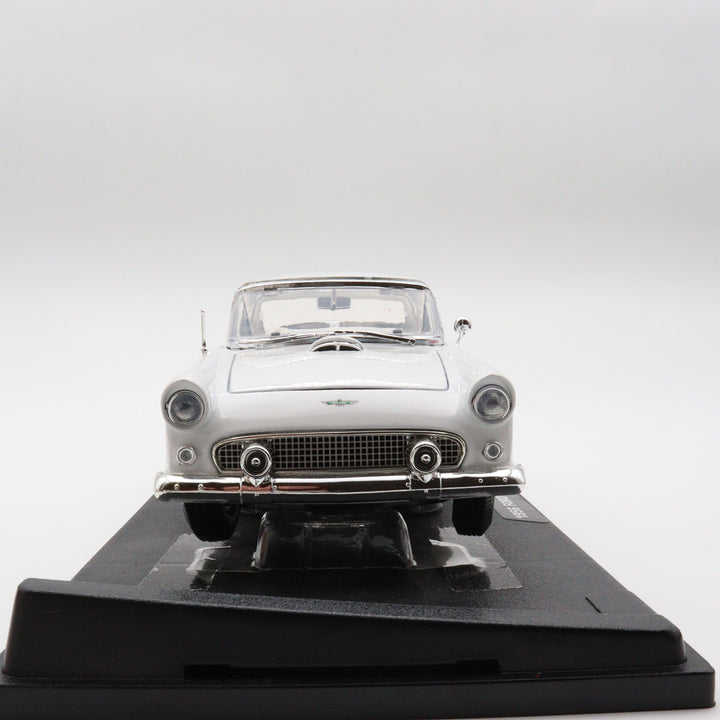 1956 Ford Thunderbird|Scale 1/18 White Diecast Car|Vintage Model Car for Collectors|Classic Convertible Metal Collection Car|Nostalgic Gift