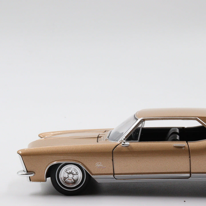 1965 Buick Riviera Gran Sport Diecast Car|Scale 1/24 Classic Car Collection|Old Model Car|Vintage Light Brown Metal Car|Gift for Dad