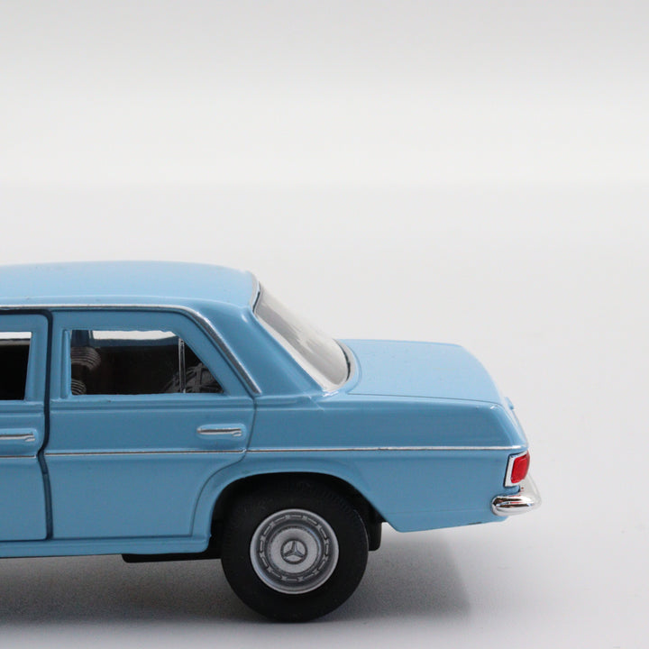Mercedes Benz 220 Model Car|Scale 1:36 Diecast Car|Classic Vintage Car|Pull Back Car Toy for Boys|Collectible Metal Blue Car|Gift for Him