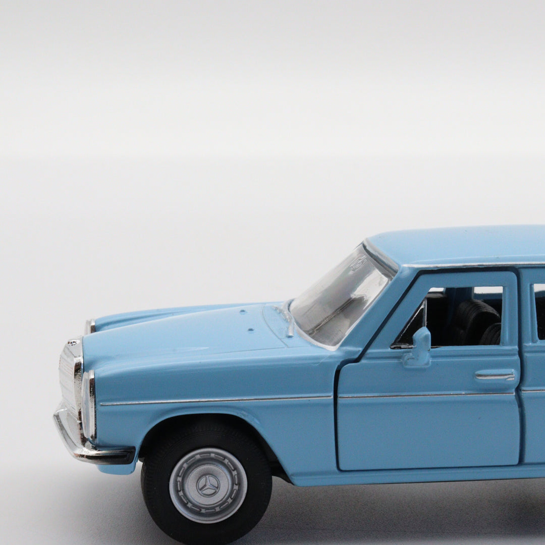 Mercedes Benz 220 Model Car|Scale 1:36 Diecast Car|Classic Vintage Car|Pull Back Car Toy for Boys|Collectible Metal Blue Car|Gift for Him