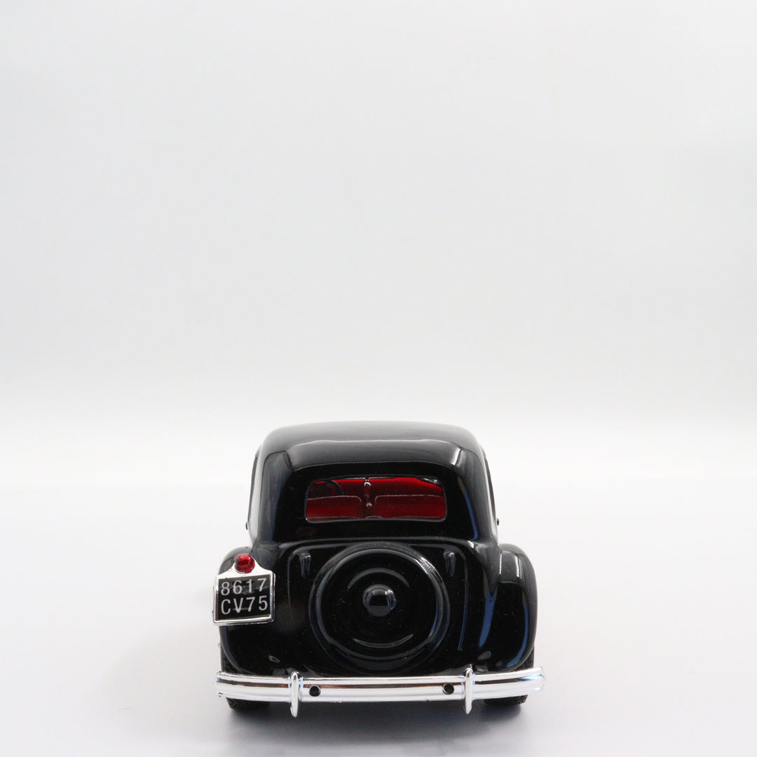 Burago Citroen 15cv 1938 Model Car|Scale 1:24 Diecast for Collectors|Classic Vintage Car|Collectible Metal Black and Red Car|Gift for Father