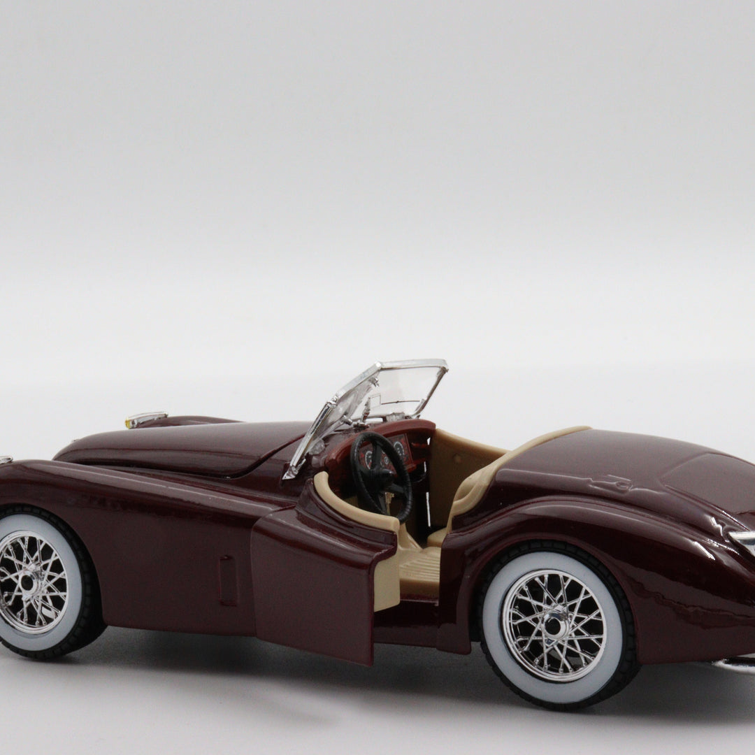 Burago 1951 Jaguar Xk 120|Diecast 1:24 Model Car|Classic Old Car|Vintage Car for Dad|Collectible Metal Burgundy Car for Collectorf or Dad