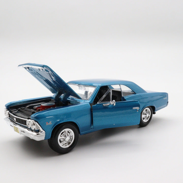 Maisto 1966 Chevrolet Chevelle SS 396|Scale 1/24 Vintage Model Car|Diecast Blue Car for Collectors|Classic Metal Collection|Nostalgic Gift