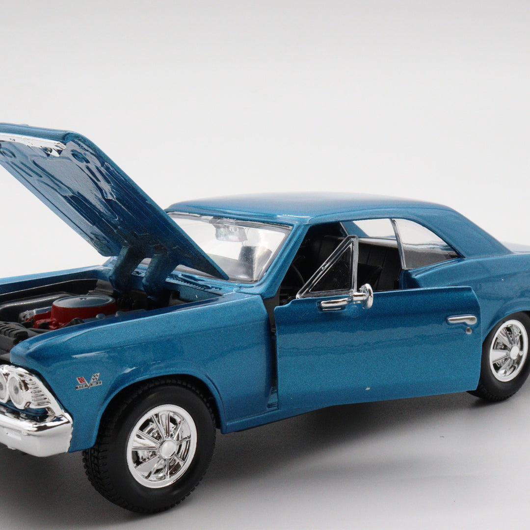 Maisto 1966 Chevrolet Chevelle SS 396|Scale 1/24 Vintage Model Car|Diecast Blue Car for Collectors|Classic Metal Collection|Nostalgic Gift