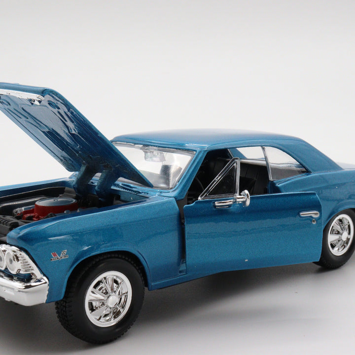 Maisto 1966 Chevrolet Chevelle SS 396|Scale 1/24 Vintage Model Car|Diecast Blue Car for Collectors|Classic Metal Collection|Nostalgic Gift