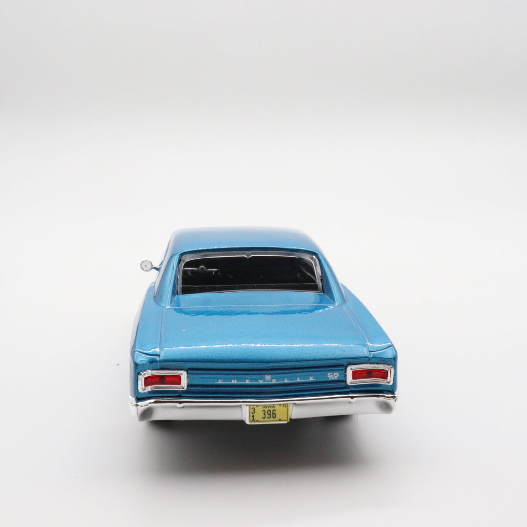 Maisto 1966 Chevrolet Chevelle SS 396|Scale 1/24 Vintage Model Car|Diecast Blue Car for Collectors|Classic Metal Collection|Nostalgic Gift