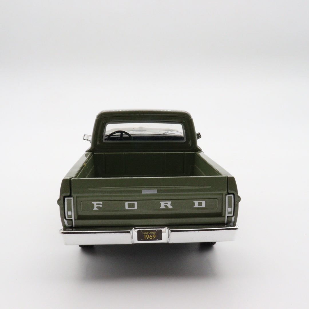 Motormax 1969 Ford F 100|Scale 1/24 Pickup Model Car|Diecast Olive Green Car for Collectors|Classic Old Metal Collection Car|Vintage Gift
