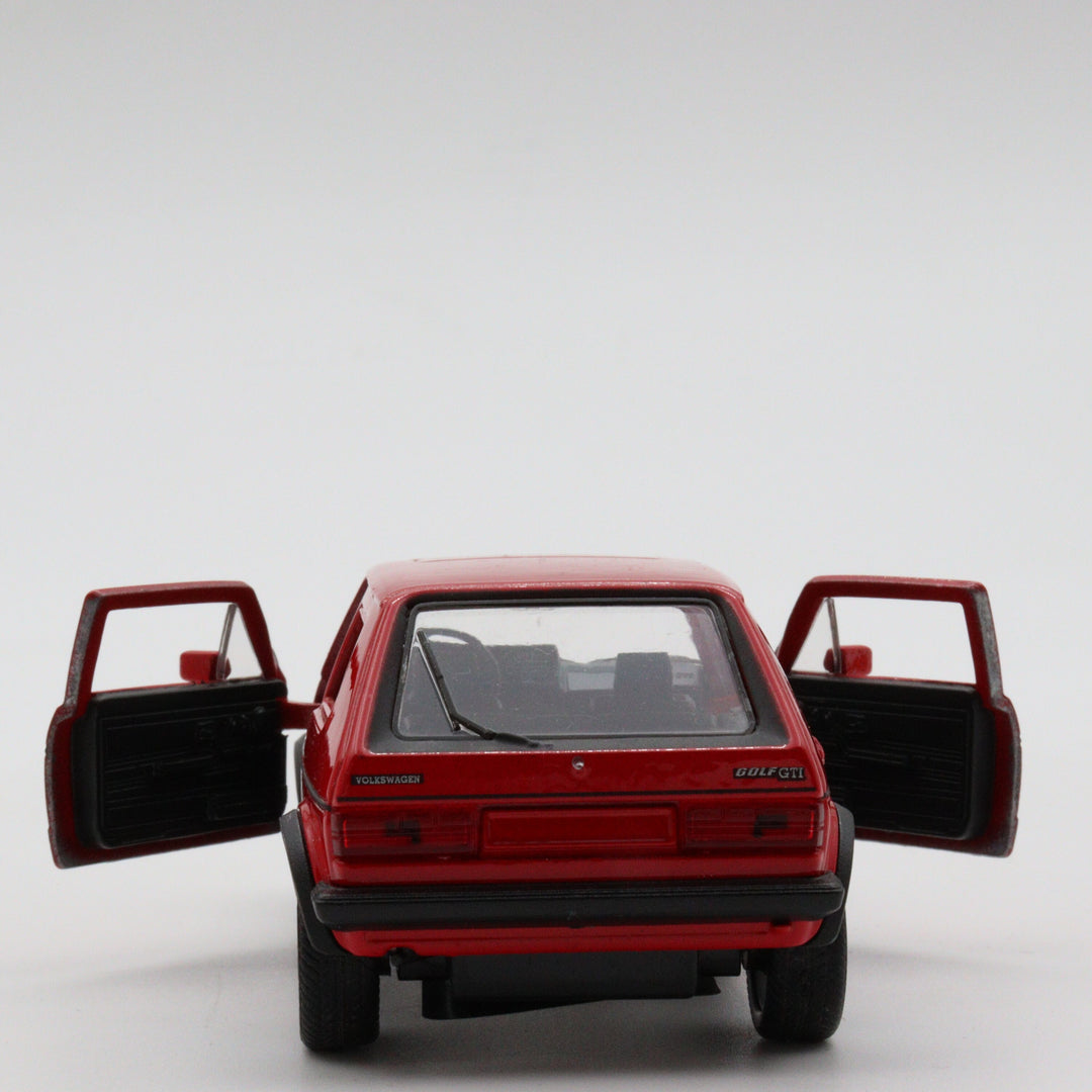 Volkswagen Golf I GTI|Red Diecast Car|Vintage Model Pull Back Car for Collectors|Classic Metal Collection Car for Father|Nostalgic Gift