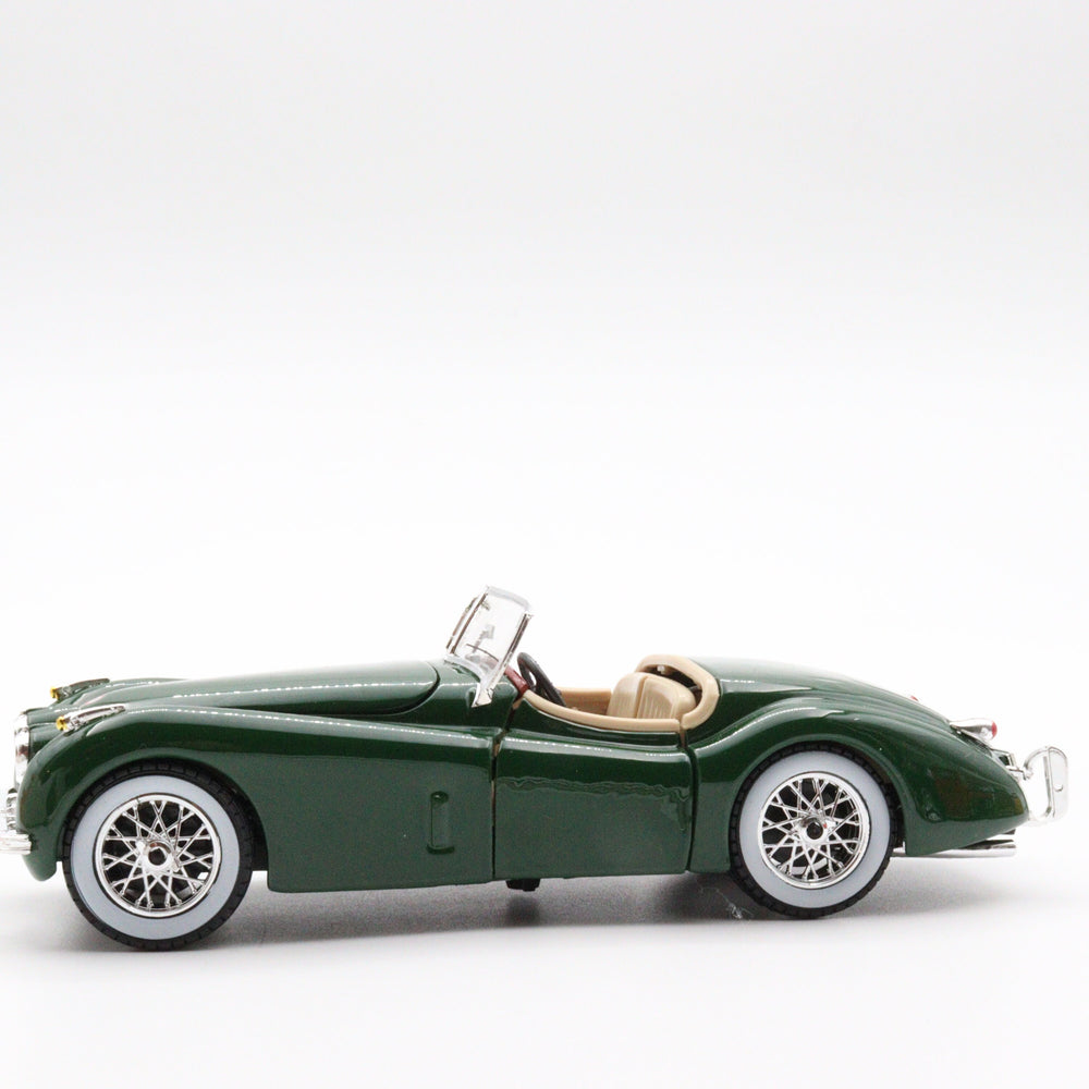Jaguar XK 120|Scale 1/24 Green Diecast Car|Vintage Collectible Model Car for Collectors|Classic Metal Collection Car|Nostalgic Gift for Dad