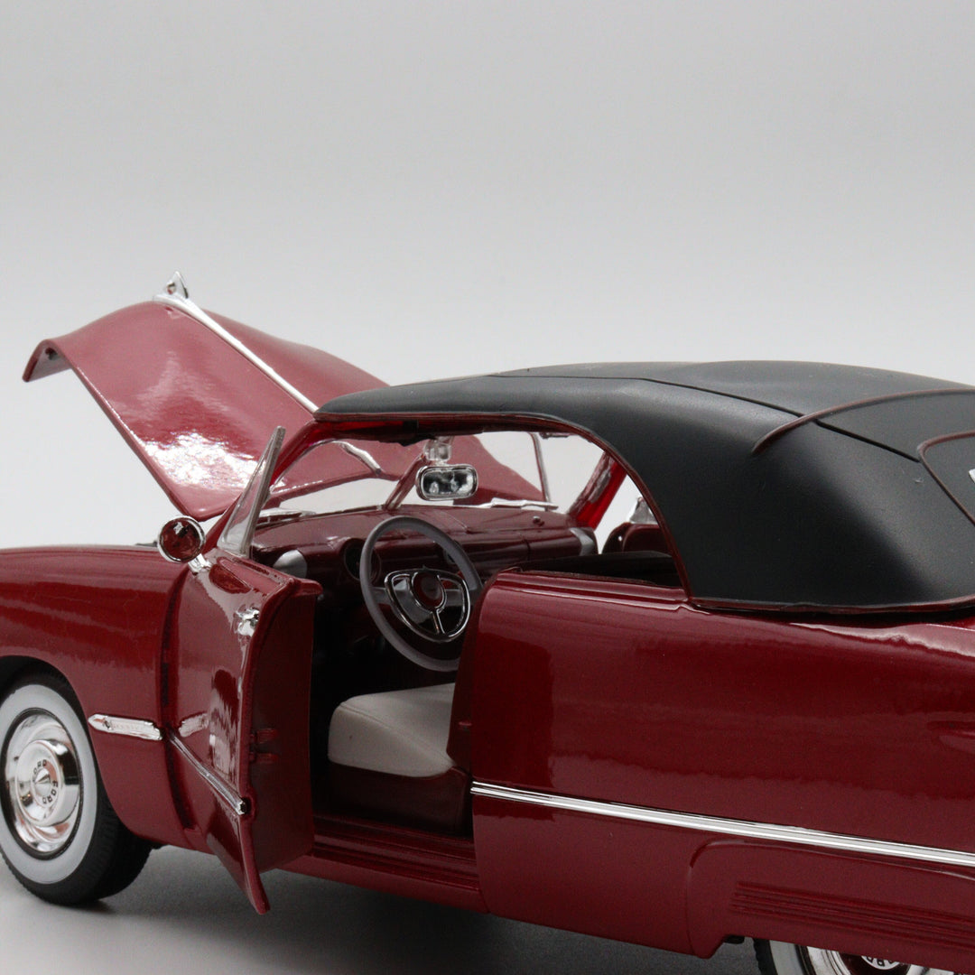 Maisto 1950 Ford Model Car|Scale 1/18 Red Diecast Car|Vintage Model Car for Collectors|Classic Metal Collection Car and Toy|Gift for Father