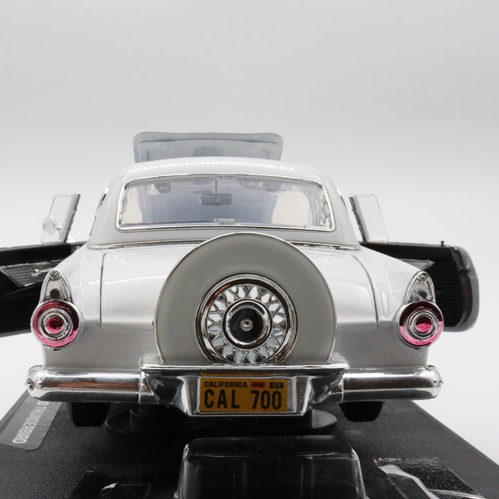 1956 Ford Thunderbird|Scale 1/18 White Diecast Car|Vintage Model Car for Collectors|Classic Convertible Metal Collection Car|Nostalgic Gift