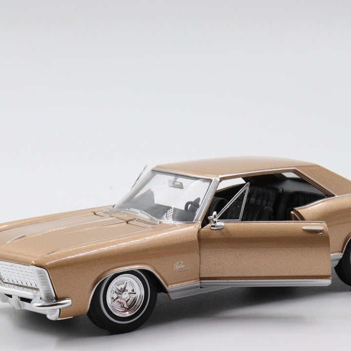 1965 Buick Riviera Gran Sport Diecast Car|Scale 1/24 Classic Car Collection|Old Model Car|Vintage Light Brown Metal Car|Gift for Dad