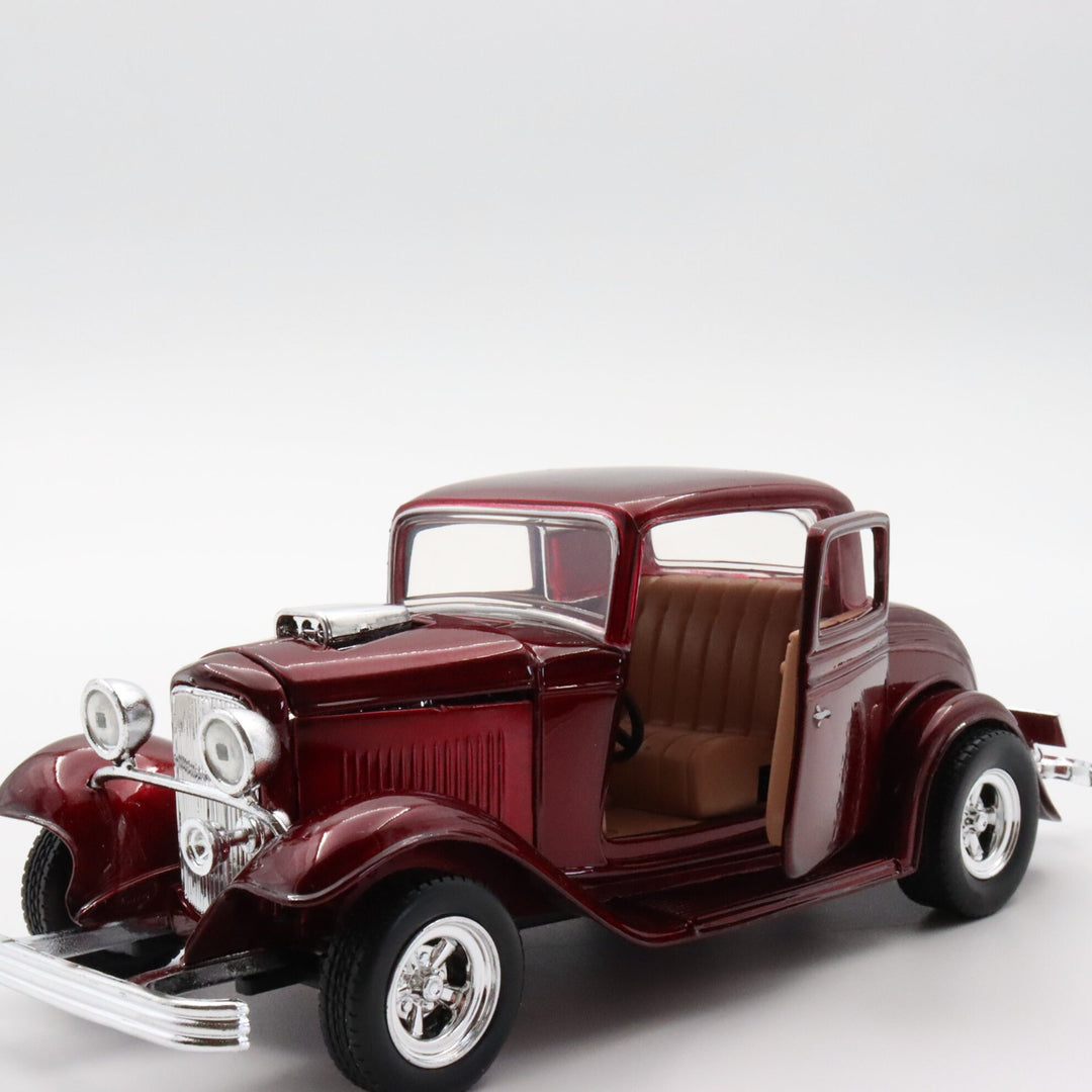 Motormax 1932 Ford Coupe|Scale 1:24 Diecast Classic Car|Vintage Model Car|Collectible Metal Red Car for Collectors|Nostalgic Gift for Dad