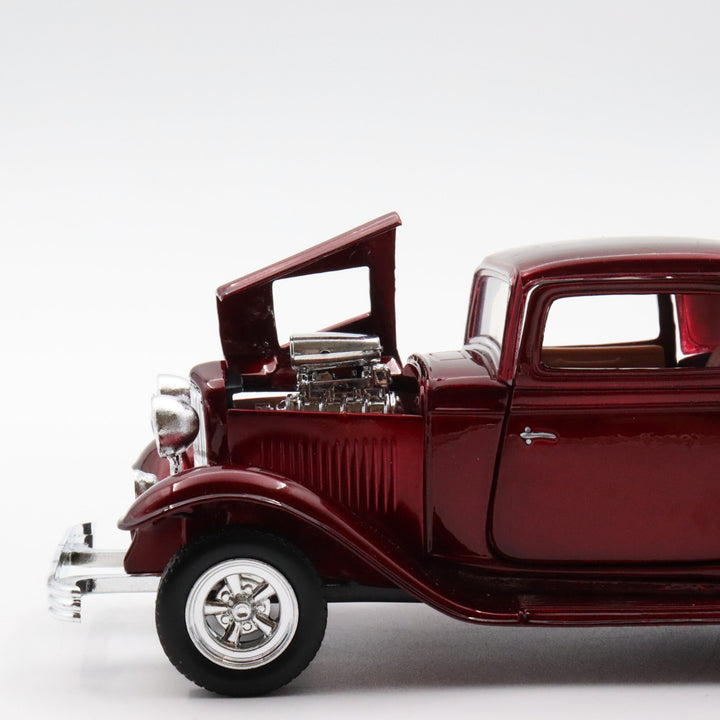 Motormax 1932 Ford Coupe|Scale 1:24 Diecast Classic Car|Vintage Model Car|Collectible Metal Red Car for Collectors|Nostalgic Gift for Dad