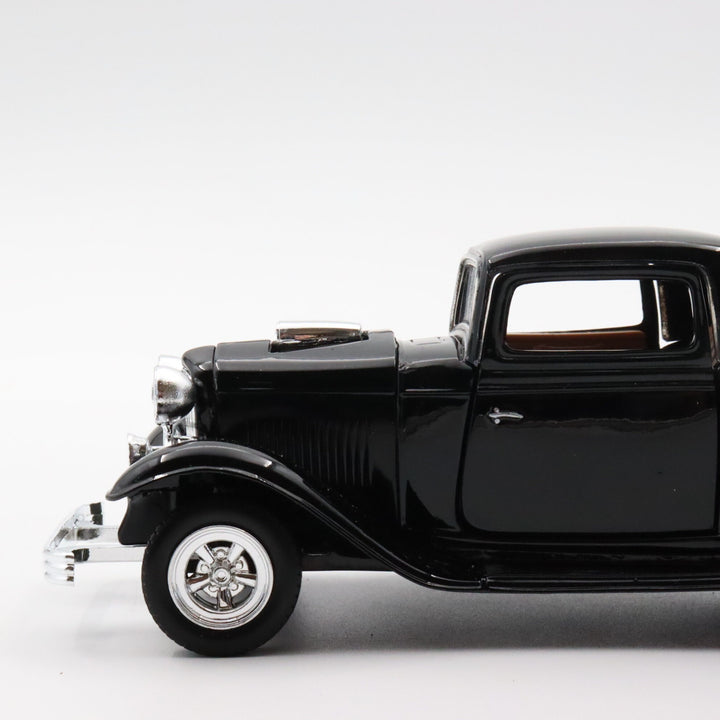 Motormax 1932 Ford Coupe|Scale 1:24 Diecast Classic Car|Vintage Model Car|Collectible Metal Black Car for Collectors|Nostalgic Gift for Dad