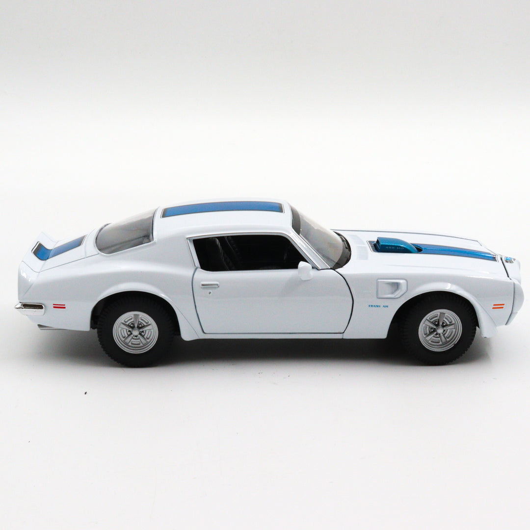 1970 Pontiac Firebird|Scale 1/24 Vintage Diecast for Collectors|Classic Model Car|Collectible Metal Car|Old White Car|Nostalgic Gift for Dad